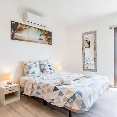 Apartment Chaleureux Et Lumineux Proche