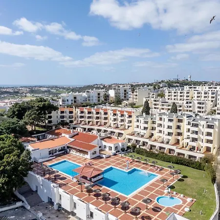 Chaleureux Et Lumineux Proche *