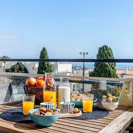 Chaleureux Et Lumineux Proche Holiday home Albufeira